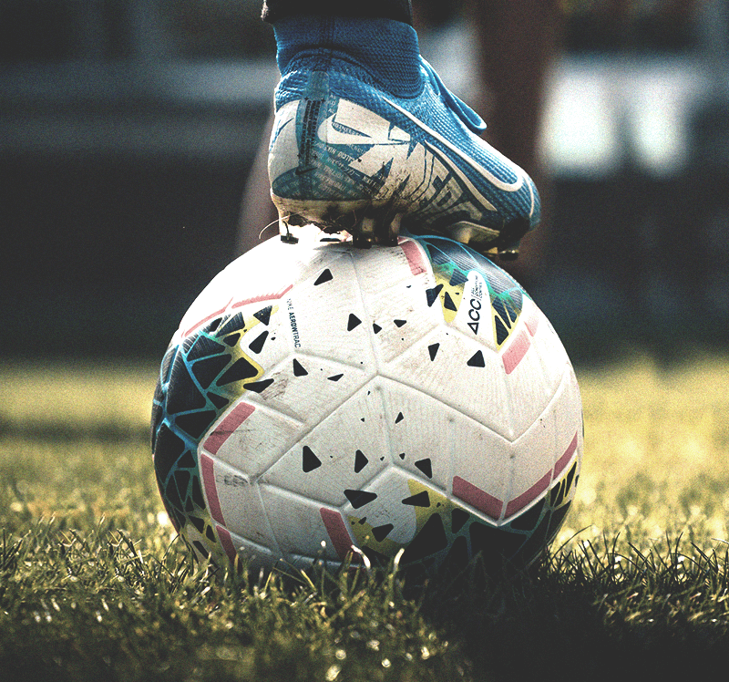Course in Football Law / Curso en derecho del futbol
