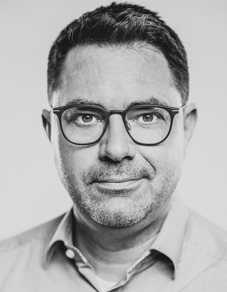 Dr. Jan Räker